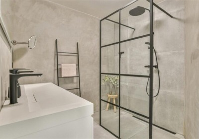shower partitions in Dubai